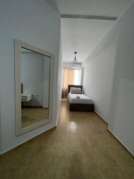 Great In * Sarandë